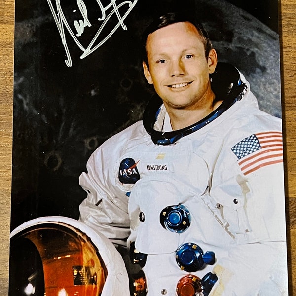 Neil Armstrong signed autographed 8x12 inch photo + COA
