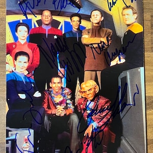 Star Trek Deep Space Nine cast signed autographed 8x12 inch photo + COA