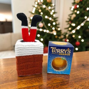 Knitting Pattern Chocolate Orange Box Cover – Santa's Stuck Design (PDF Download) Chimney Charity Gift DK