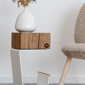 Side table. Oak and metal.