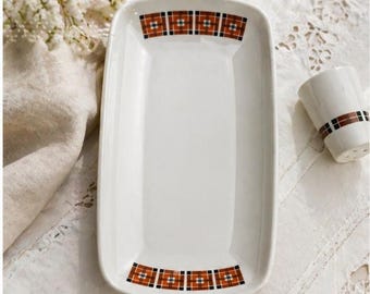 Vintage Colditz porseleinen serveerset – rood geruit dienblad, zoutpepervaatjes – DDR keukendecor