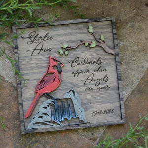 Cadeau de condoléances, des cardinaux apparaissent lorsque les anges sont proches, plaque en bois peinte à la main personnalisable et personnalisée