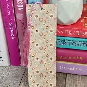 Flower Power Bookmark | Floral Bookmark | Gifts For Readers | Bookish Gifts | Reading Gifts | Book Lovers | Book Addict | Book Gifts