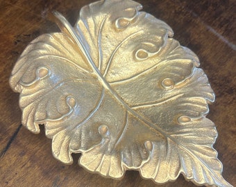 Brass Leaf Trinket Dish, Brass Leaf Dish with 3 feet, India Brass leaf