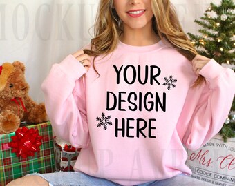 Maquette rose clair 18000, maquette de Noël, maquette de sweat-shirt rose, maquette de sweat-shirt rose 18000, maquette de sweat-shirt rose clair Gildan 18000