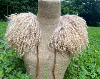 Sheepskin collar- Wensleydale