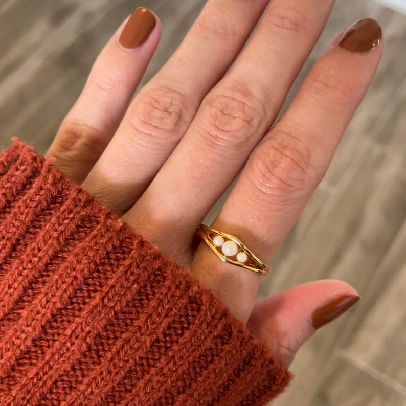 Pearl gold anxiety ring, meditation ring, fidget ring, anxiety jewelry image 3