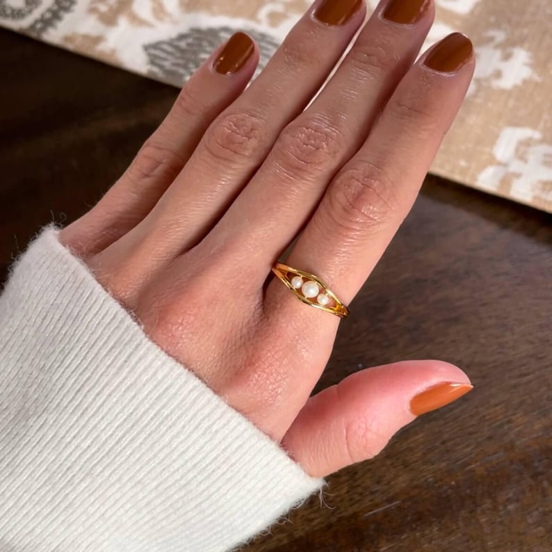 Pearl gold anxiety ring, meditation ring, fidget ring, anxiety jewelry image 2