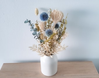 Dried Floral arrangement, dried flower bouquet, dried flower vase, blue and white arrangement, floral centrepiece, DYI flowers for wedding