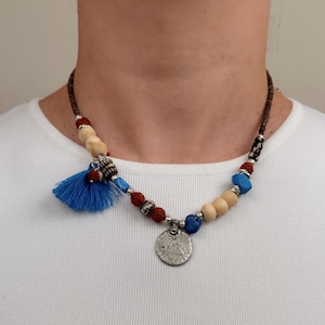 Shilling-munthanger met blauwe ketting met kwastje | Nepalese ketting | Etnisch design boho-ketting|Tibetaanse sieraden|Cadeau voor etnische sieraden voor vrouwen