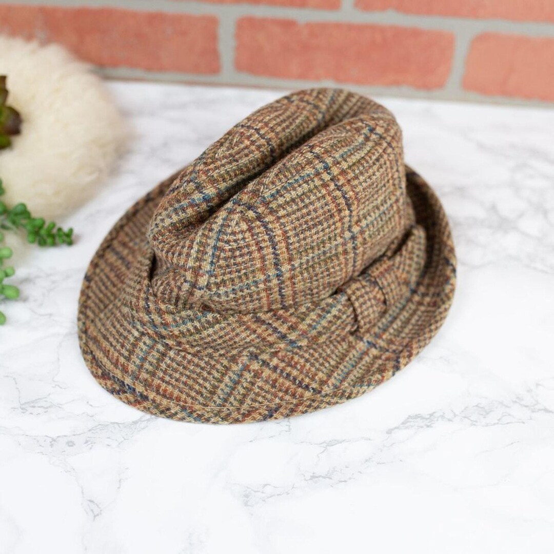 Vintage Trav\'ler by Country Gentleman Lace Crochet Floral Hat Victorian & Edwardian Straw Boater Hat with Floral Crochet  main image 2