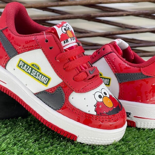yeezy elmo