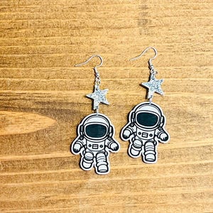 Orecchini astronauta SVG Orecchini spaziali SVG Orecchini stella SVG Orecchini spazio esterno SVG