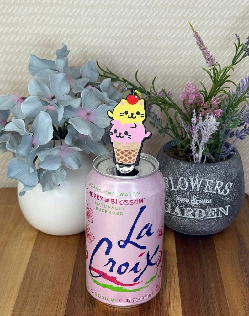 Kitty Cone Tab Buddies – Söt nyckelring med fliköppnare för barn, långa naglar, adaptiv, assisterande, artrit, sensorisk, handledsvärk bild 2