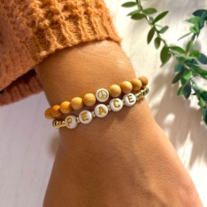 Peace Positive Gold Armband Holzperlen Buchstaben Perlen Armband
