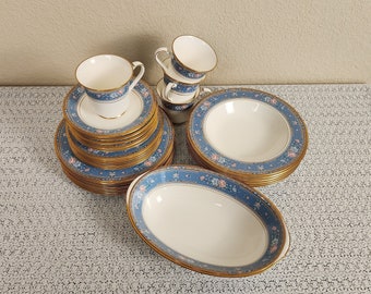 Noritake ノリタケ コンテンポラリー ブルーヒル 5セット 30 Piece Noritake Contemporary BLUE HILL 2482 China Set
