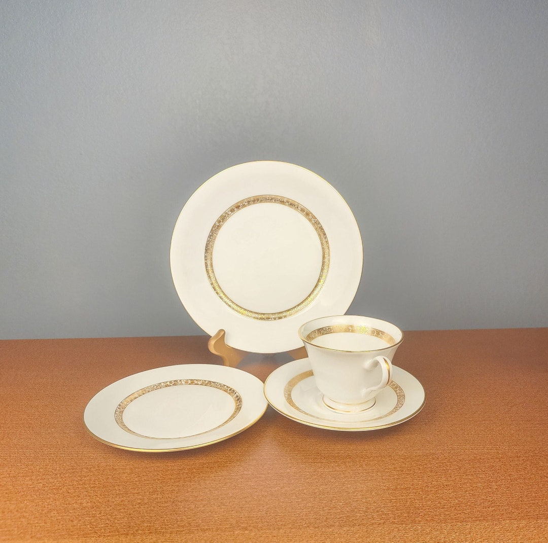 Oxford China Golden Glen Dishes and Teacups, Gold Trim Bread & Butter