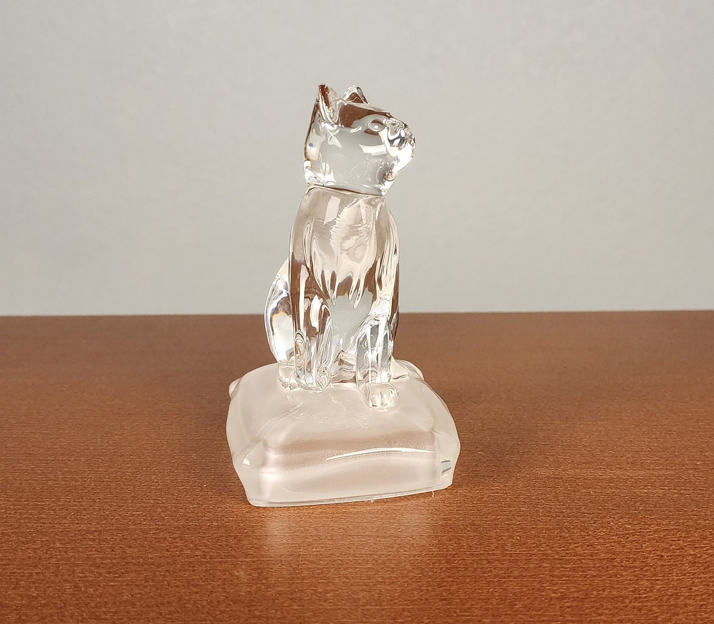 Vintage Crystal Clear Glass Cat Figurine, Sitting Cat Art, Glass Cat