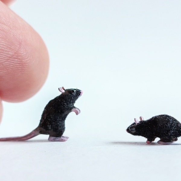 Miniature dollhouse artisan mice. Realistic OOAK mouse. Horror flocking fluffy rat 1/12 twelfth scale. For dolls and doll houses or diorama