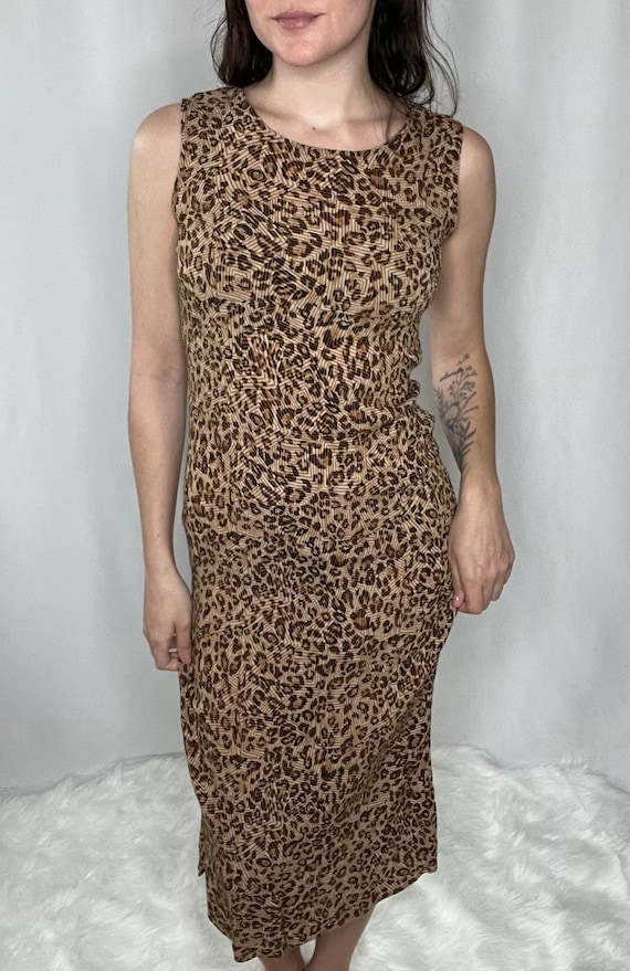 Vintage 90’s Leopard Print Midi Dress // Size Smal