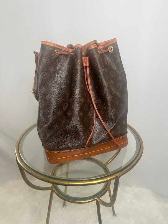 LOUIS VUITTON Noe Monogram Drawstring Bucket Shoulder Bag GM Large Size  Vintage