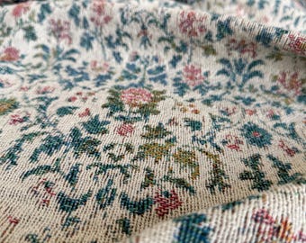 Blommig damastfilt i jacquardvävd bomull: Vintage barockmönster