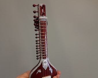 Sitar en miniatura / Instrumento musical indio artesanal / Mini decoración musical hecha a mano y regalo coleccionable