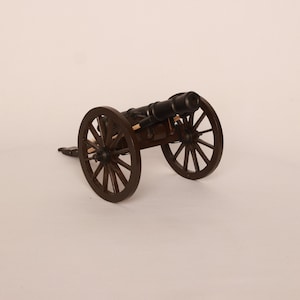 Działo wojenne – model miniaturowy