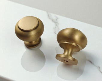 Solid Brass Cabinet Knob – 30mm Diameter Classic Drawer Pull – Handmade Round Furniture Hardware