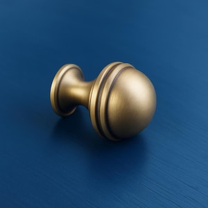Solid Brass Knobs – Decorative Cabinet Knobs in 2 Sizes – Vintage-Style Brass Drawer Pulls – Handmade Hardware for Cabinets & Dressers