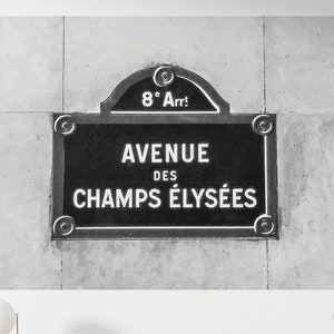 Champs Elysees Boulevard Arrondissemenet 8 Sign Paris France