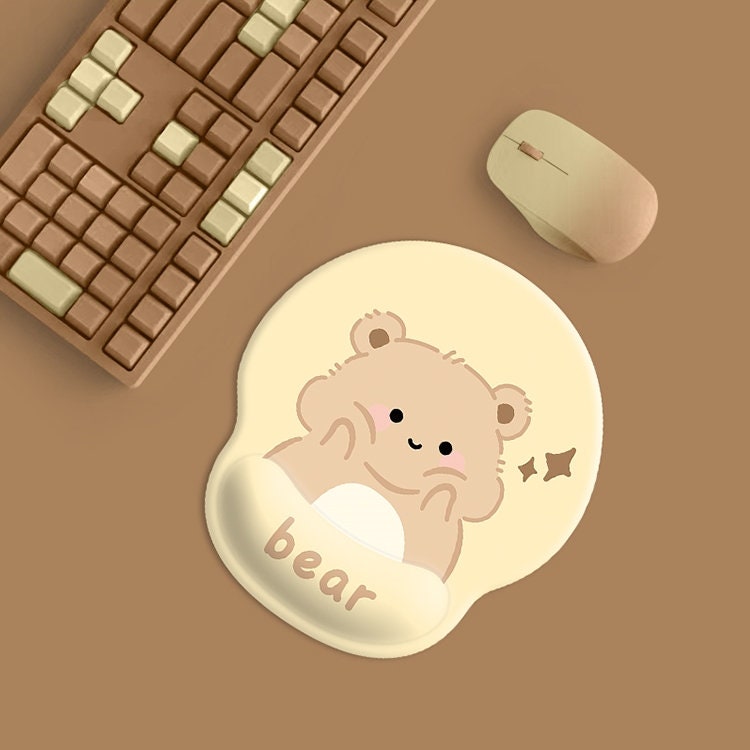 Discover Cute Bear Wrist Rest Mouse Pad
