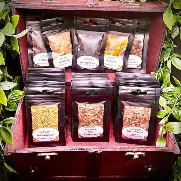 40 Ritual Herbs, Oils, Resins, Crystals and Salts Presented in a Wooden Chest - Spells, Wicca and Witchcraft - FREE UK POSTAGE + Free Gift!