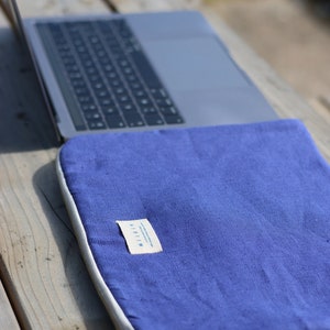Blue linen laptop bag image 3