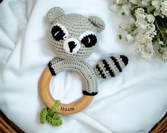 Knitted animal rattle - Personalized wooden rattle - Baby toys 3 months - Original birth gift idea - musical rattle