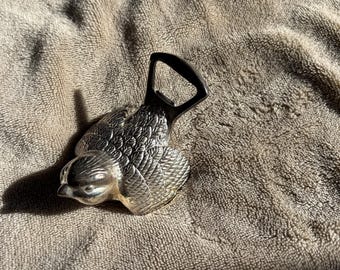 Vintage silver metal sparrow bird bottle opener from the 80s Antique Bottle Opener Collectible Bottle Opener Wine bar tools