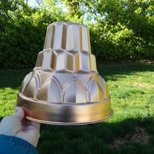 Copper Tone Cake Mold Bundt Pan