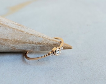 Bague de promesse diamant Dainty en or rose 18 carats : bague de fiançailles minimaliste