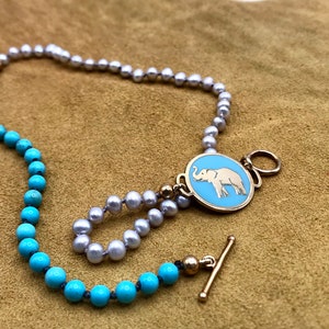 Elephant Double strand bracelet made of freshwater pearls and turquoise