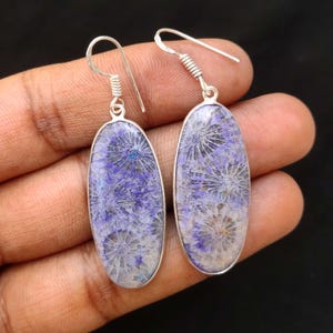 Blaue Fossil Koralle Ohrringe: Versilbert, Handgemachter Heilstein Schmuck