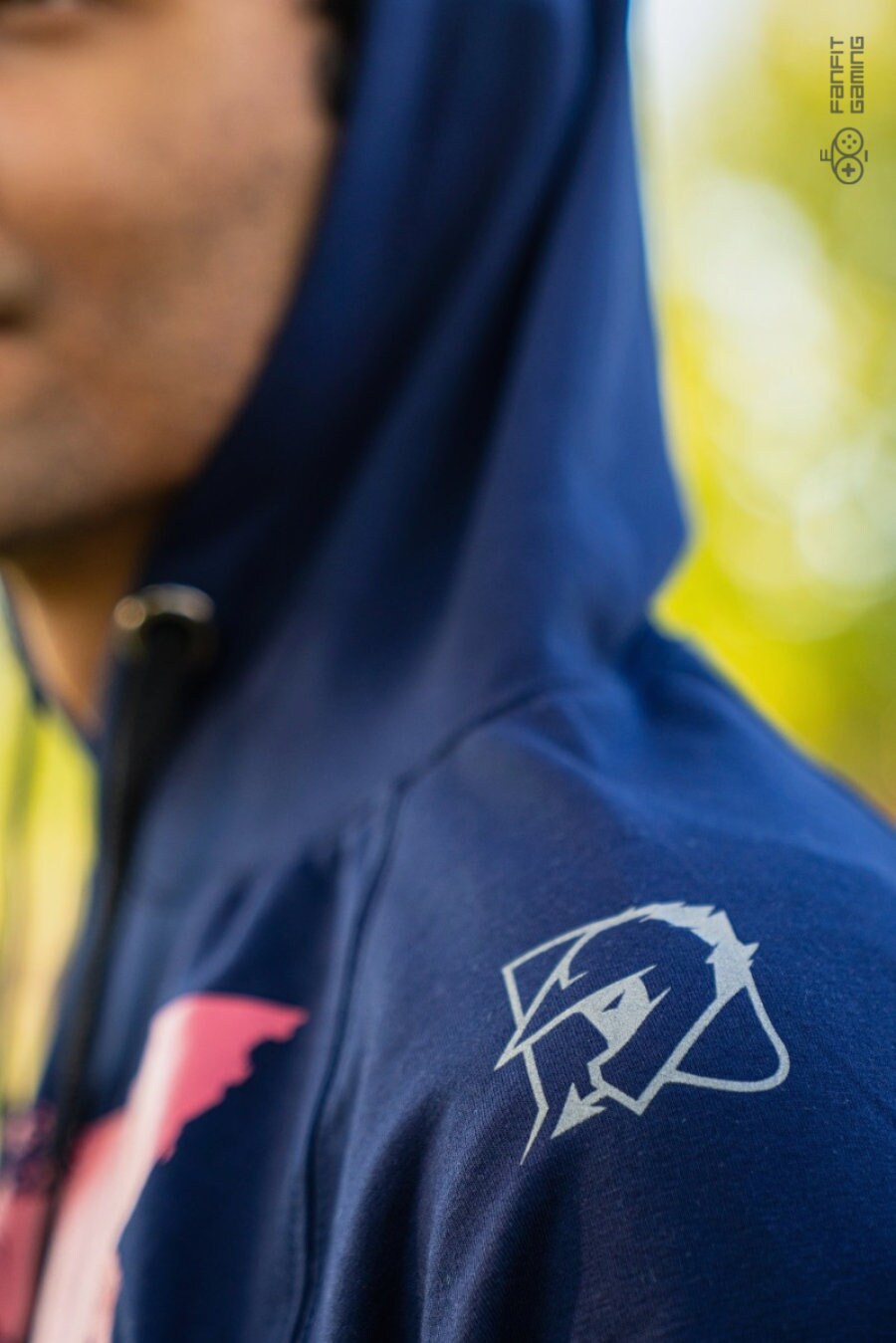 Rainbow six siege hoodie ubisoft deals