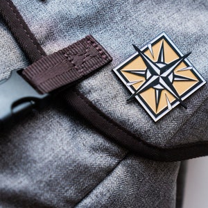 Pin esmaltado de Nomad Six Siege – Pin de operador con licencia oficial