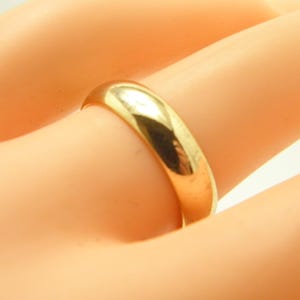 Vintage 18ct Solid Gold Plain Wedding Ring Band 4.5mm Size L (US Size 6)