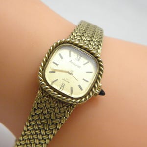 Vintage 9ct Gold RG Accurist Dress Watch 17 Jewels Swiss VGC Working Fine c1970s