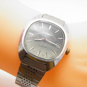 Vintage Sekonda Manual Wind Sports Watch USSR c1960s Good Working Condition