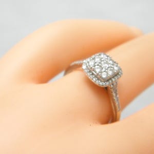 Vintage 9ct White Gold Diamond Halo Cluster Ring Band Size M 1/2 (US Size 6.5) Engagement