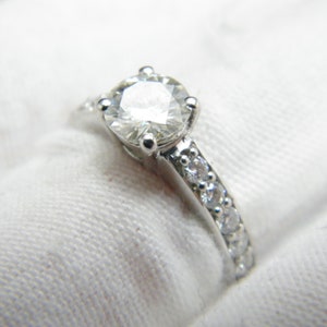 Vintage 9ct White Gold 1.0 Cttw Diamond Accented Solitaire Ring Band Size J (US Size 4.75)