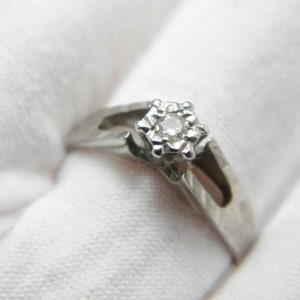 Vintage 18ct White Gold Diamond Solitaire Ring Band Round Cut Size S (US Size 9.25)