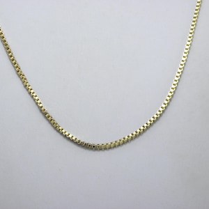 Antique 8ct Gold Heavy Box Chain Necklace 23 Inch 2mm Wide 10g