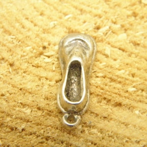 Antique / Vintage Sterling Silver Large Scream Shoe Charm for Bracelet or Pendant